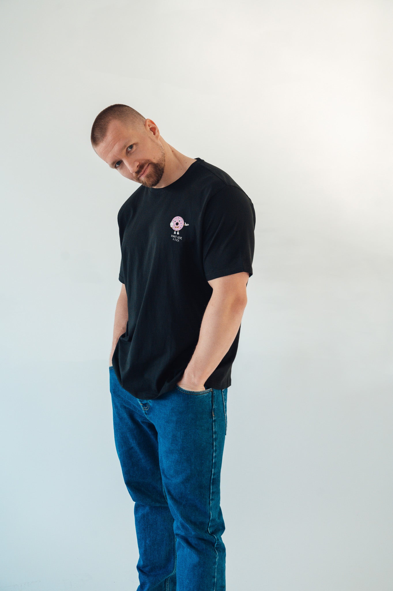 Donut_give_a_fuck_black-scoell-tshirt